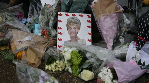 la tragica MORTE e il FUNERALE di LADY DIANA 